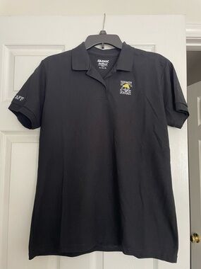 NWOT Women’s salty dog cafe embroidered polo size L